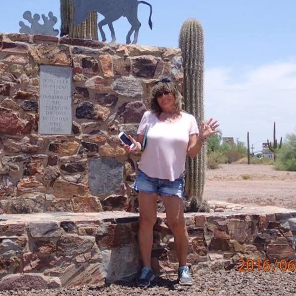 Meet your Posher, Janet